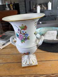 Herend Hungary Queen Victoria Porcelain Vase
