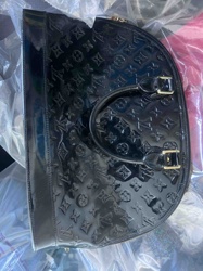 Louis Vuitton Monogram Vernis Lexington Pouch/Bag