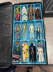 Vintage Star Wars Kenner Action Figure Collector's Case with Figures