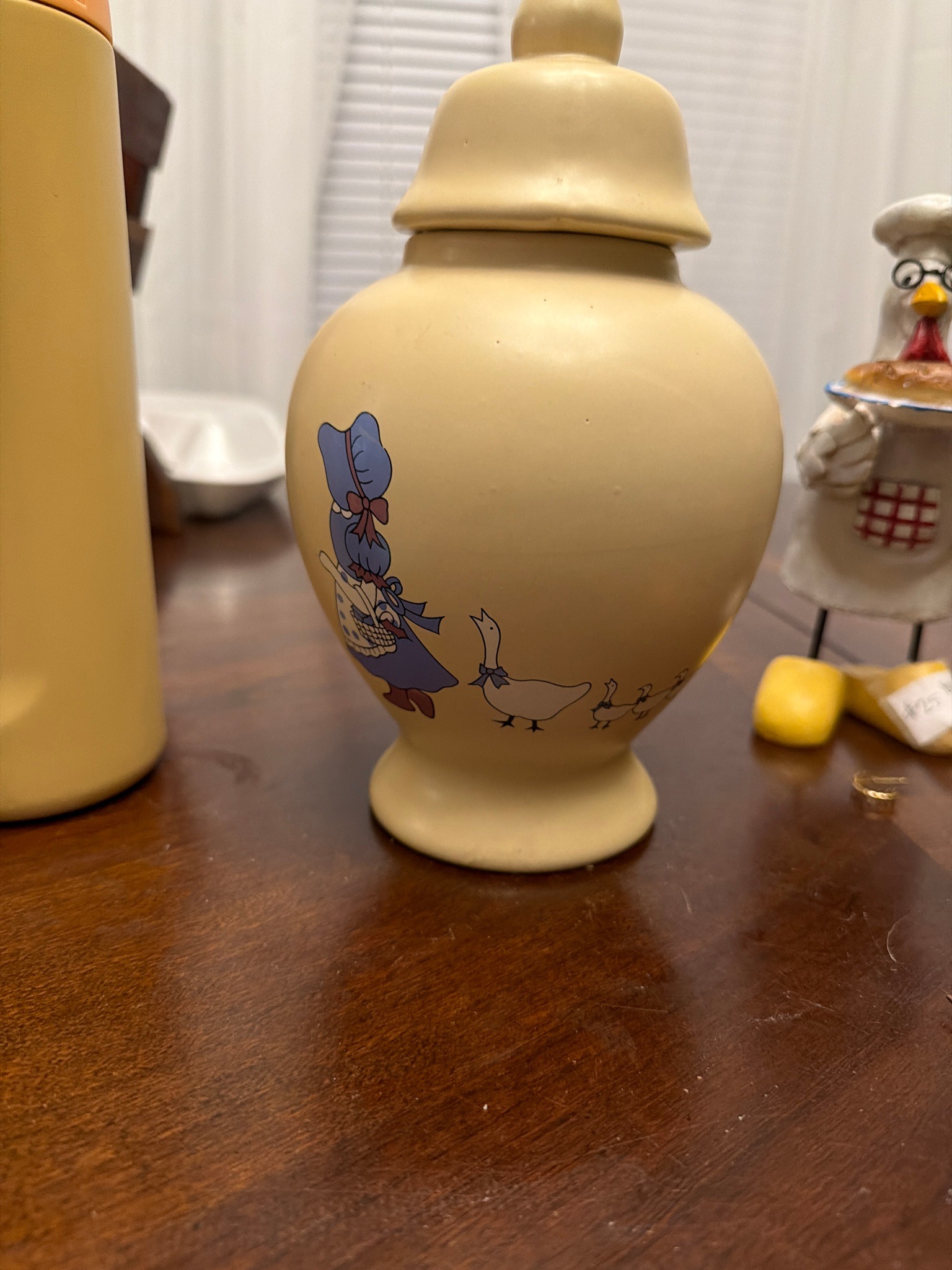 Submitted photo of Ceramic ginger jar with goose motif