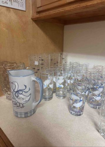 Goose Themed Ceramic Pitcher and Glass Drinkware Set