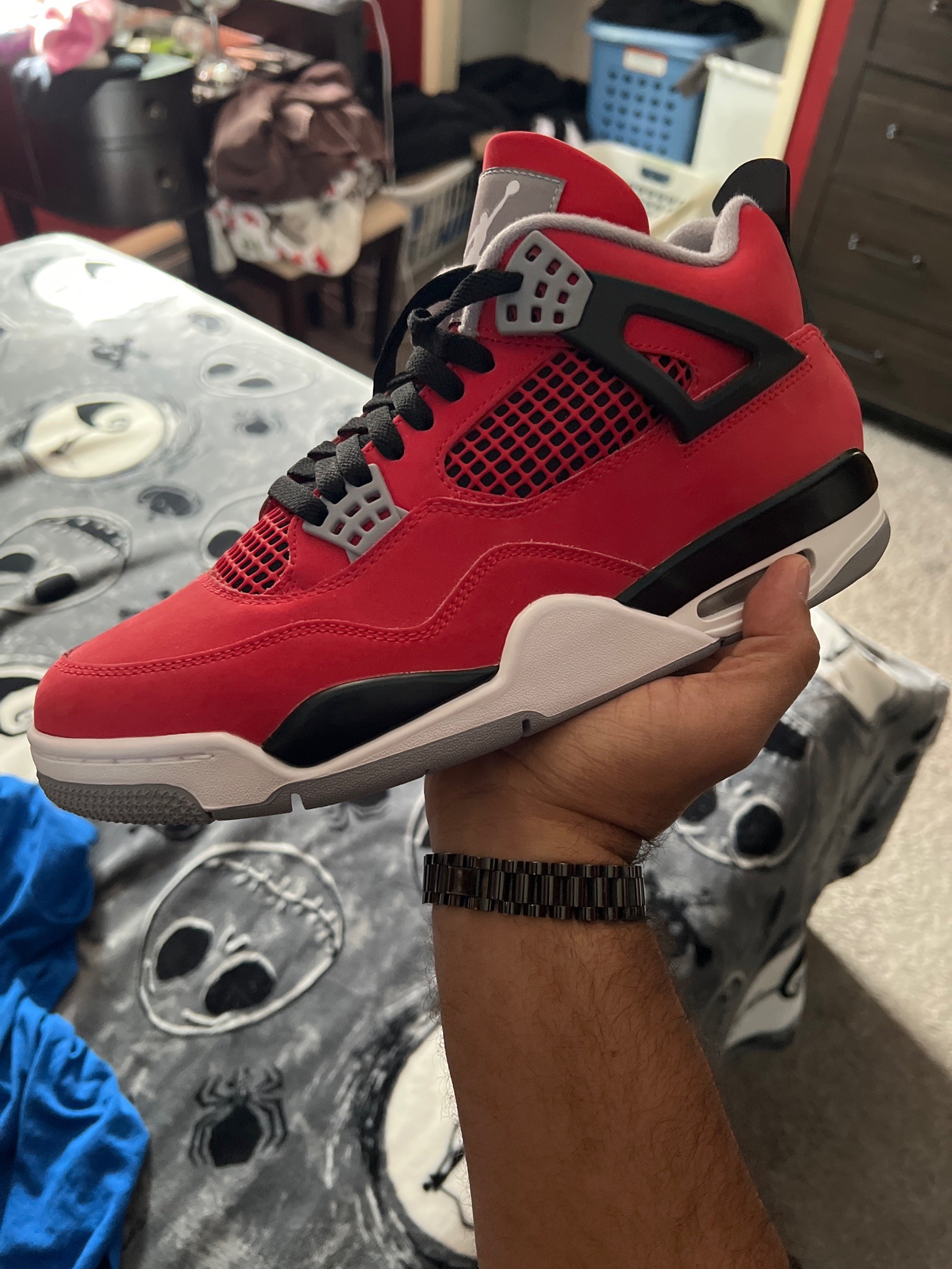 Submitted photo of Nike Air Jordan 4 Retro (not authenticated)