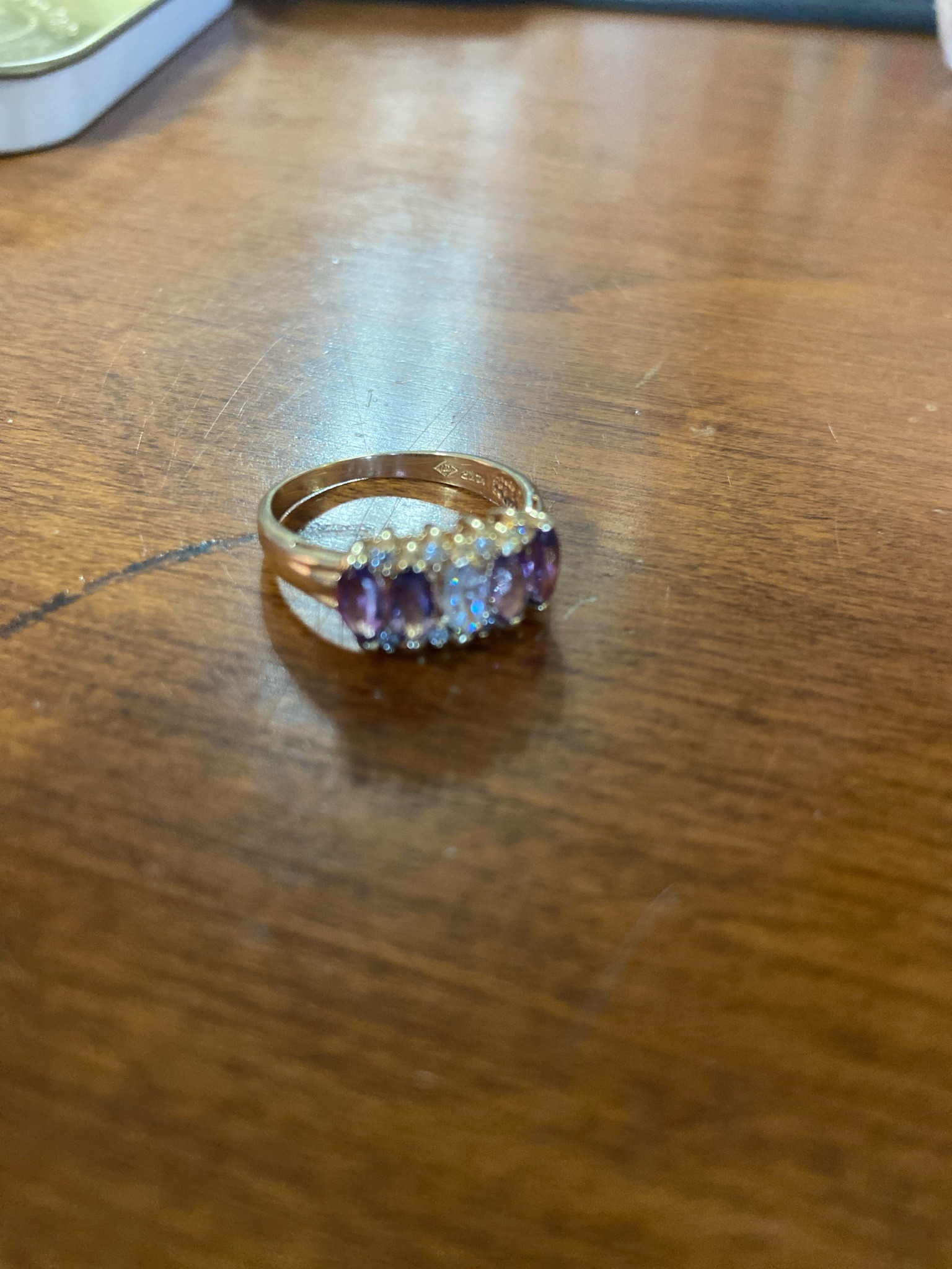 Submitted photo of Multi-stone gemstone ring (unauthenticated)