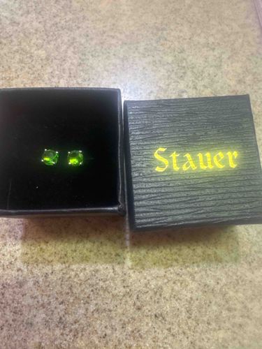 Stauer Peridot Stud Earrings in Box