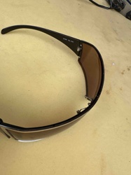 Police S1630 COL. 697Y Sunglasses