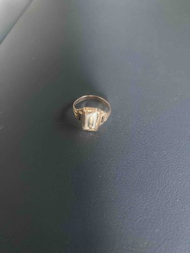 Gold-Toned Ring with Inlay
