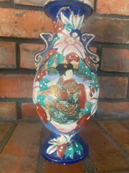 Japanese Imari Style Porcelain Vase with Geisha Motif