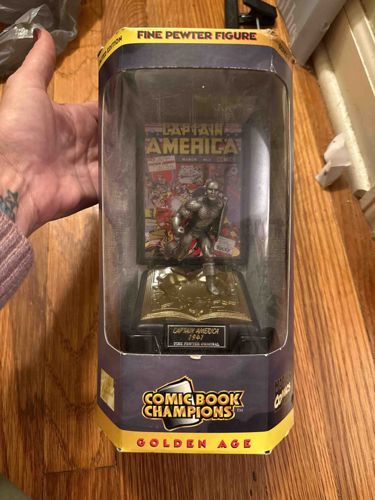 Captain America (1941) Comic Book Champions Golden Age Fine Pewter Figure