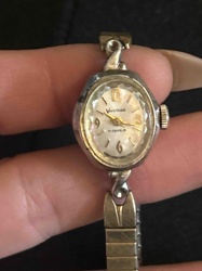 Vantage 17-Jewels Ladies' Manual-Wind Wristwatch