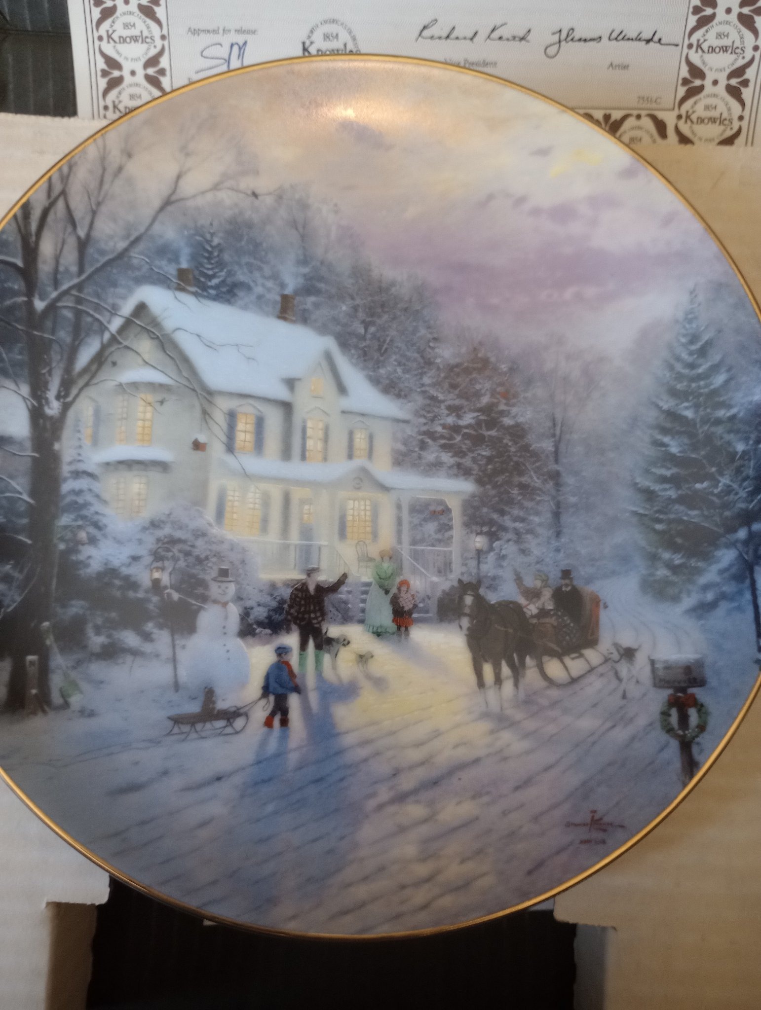 Submitted photo of Decorative Collector Plate, attributed to Knowles (not authenticated)