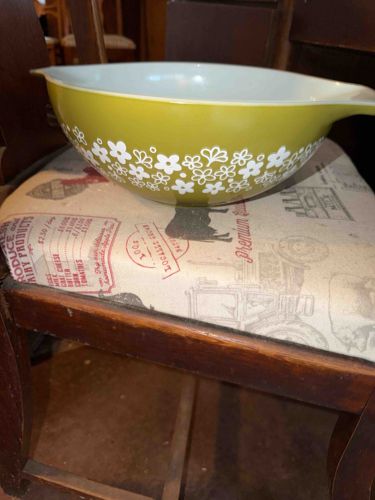 Pyrex 'Spring Blossom Green' Mixing Bowl