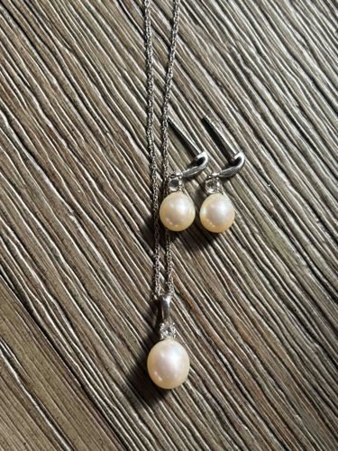Cultured Pearl Pendant Necklace and Dangle Earrings Set