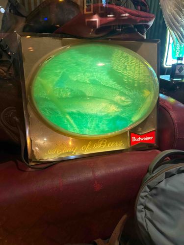 Budweiser 'King of Beers' Light-Up Sign with Fish Design