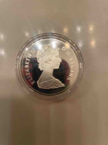 Coin featuring Queen Elizabeth II (Obverse)
