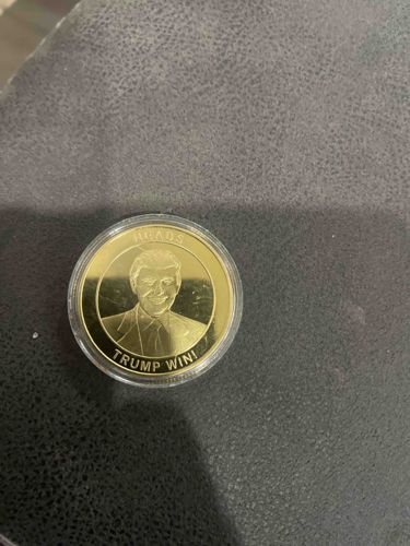 Donald Trump Commemorative Gold-Toned Coin in Protective Capsule