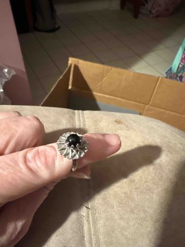 Vintage Silver-Tone Black Cabochon Starburst Ring