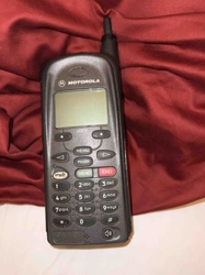 Motorola iDEN i85s Flip Phone (or similar iDEN series model)