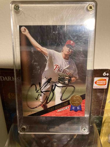 Curt Schilling Autographed 1993 Philadelphia Phillies Baseball Card