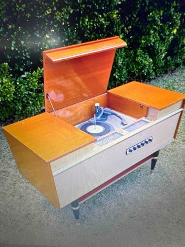 1965 HMV Caprice Radiogram (Stereophonic Console)