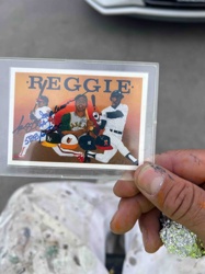 Reggie Jackson Autographed Baseball Card (Triple Play/Career Retrospective)