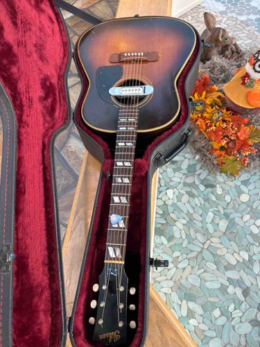 Vintage Gibson Acoustic Guitar