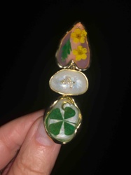 Vintage Pressed Flower and Four-Leaf Clover Hair Pin
