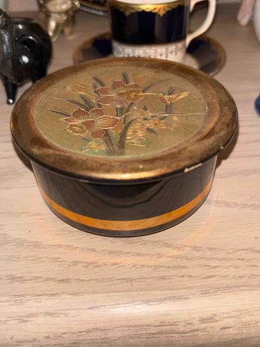 Japanese Lacquerwear Box with Floral and Bird Motif