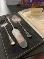 Three-Piece Cased Silver Serving Set (Fish/Dessert)