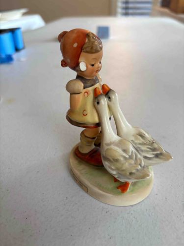 Goebel Hummel Figurine 'Goose Girl' (#47)