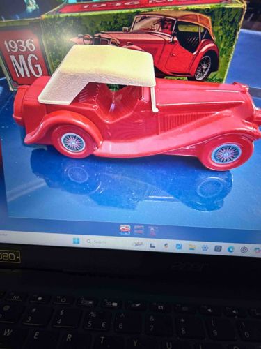 Vintage Avon 1936 MG Sports Car After Shave Decanter