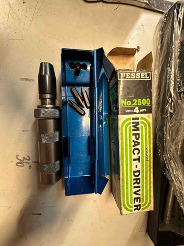 Vessel No. 2500 Impact Driver Set with 4 Bits