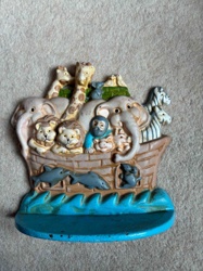 Noah's Ark Animal Figurine / Bookend