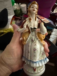 Porcelain Lady Figurine (Occupied Japan)