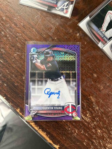 2023 Bowman Chrome Quentin Young Purple Mojo Refractor Autograph 023/199