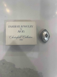Avon Chesterfield Collection Pin