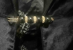 Vintage Beaded & Gold-Tone Kilt Pin with Embellished Bands