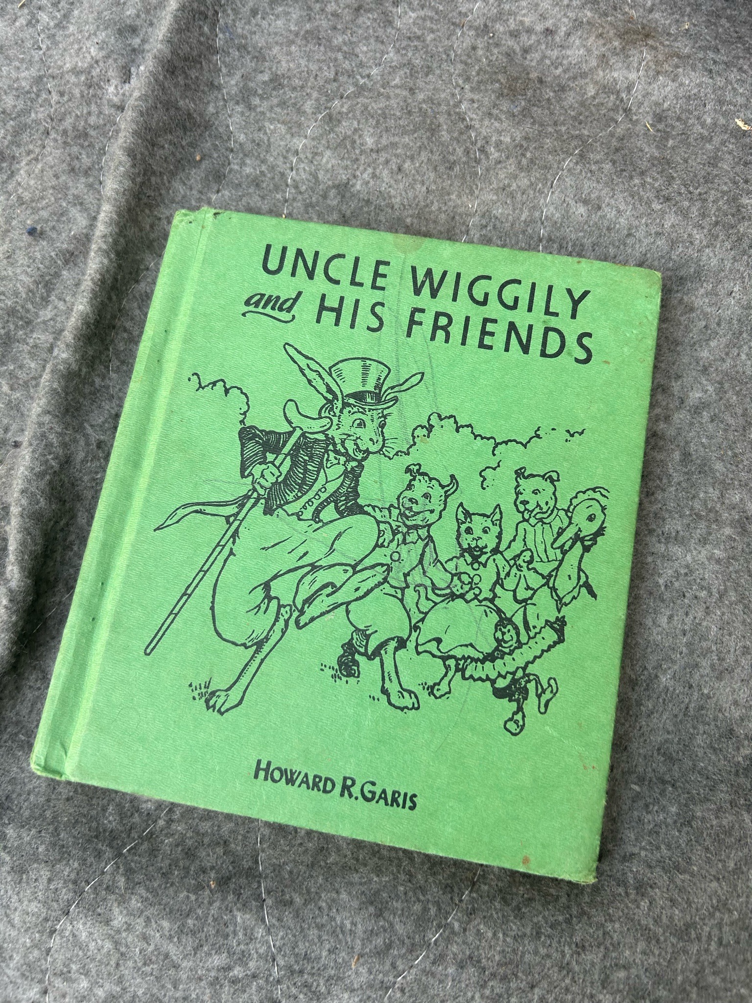 Submitted photo of Uncle Wiggily and His Friends children's book (not authenticated)