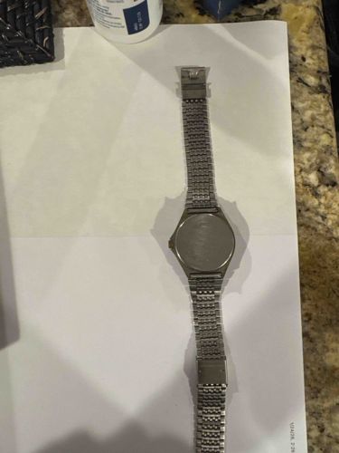 Vintage Stainless Steel Quartz Watch with Multi-Link Bracelet