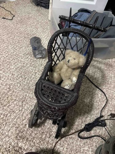 Miniature Wicker Pram / Doll Stroller