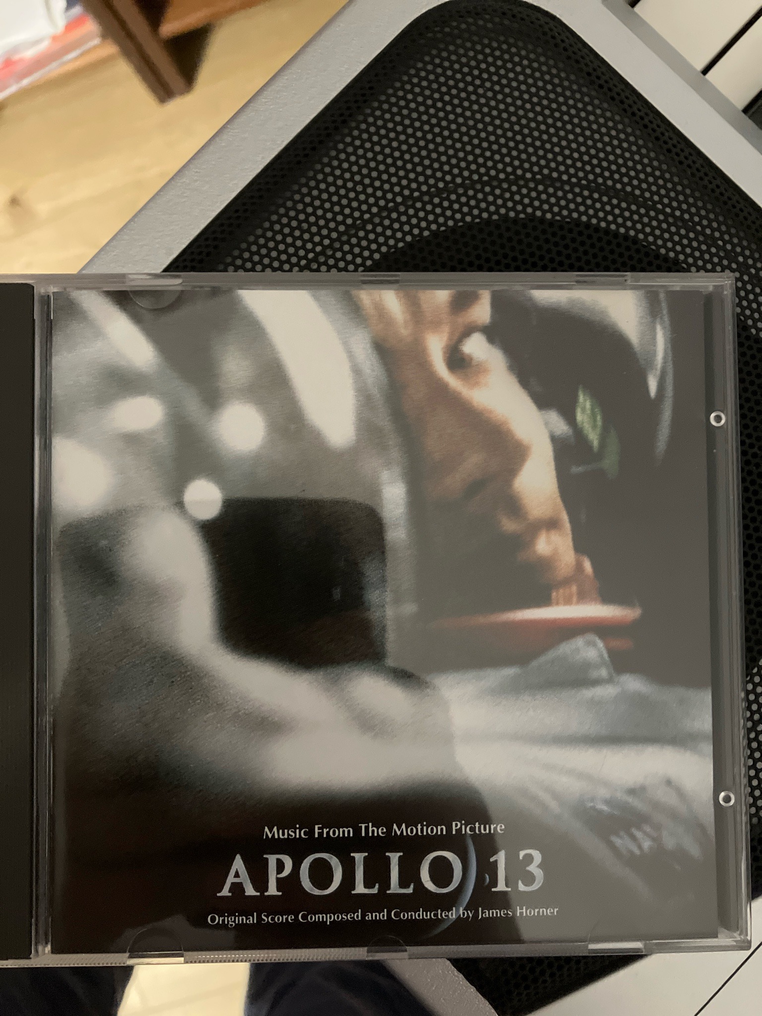 Submitted photo of Apollo 13 Motion Picture Soundtrack CD (not authenticated)