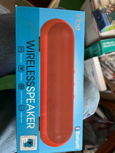 Vibe Wireless Speaker in Retail Packaging