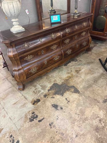 Vintage Dutch Bombe Style Triple Commode
