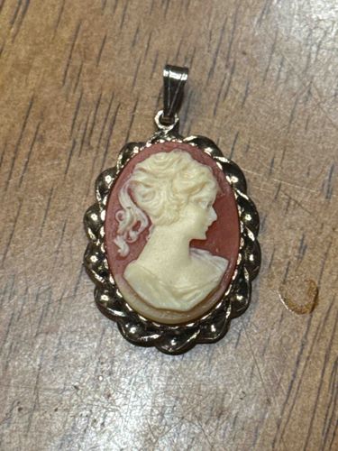 Cameo Pendant