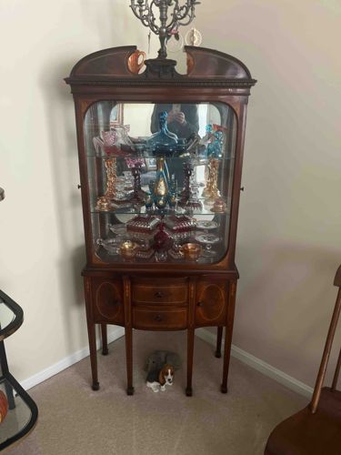 Edwardian Style China/Curio Cabinet with Bowed Glass