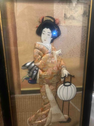 Japanese Geisha 3D Silk Art Shadow Box