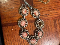 Vintage Cameo Link Bracelet