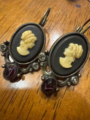 Vintage-Style Cameo Dangle Earrings