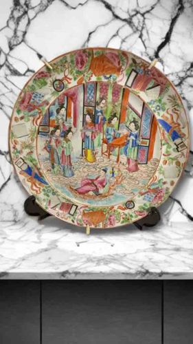Famille Rose Millefleur Medallion Plate
