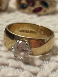 Yellow Gold Solitaire Ring with Clear Gemstone