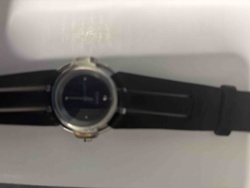 Modern Minimalist Analog Wristwatch